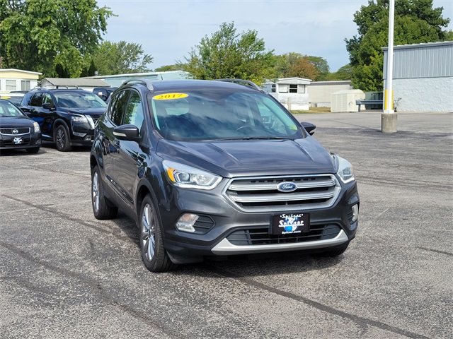 2017 Ford Escape Titanium photo 2