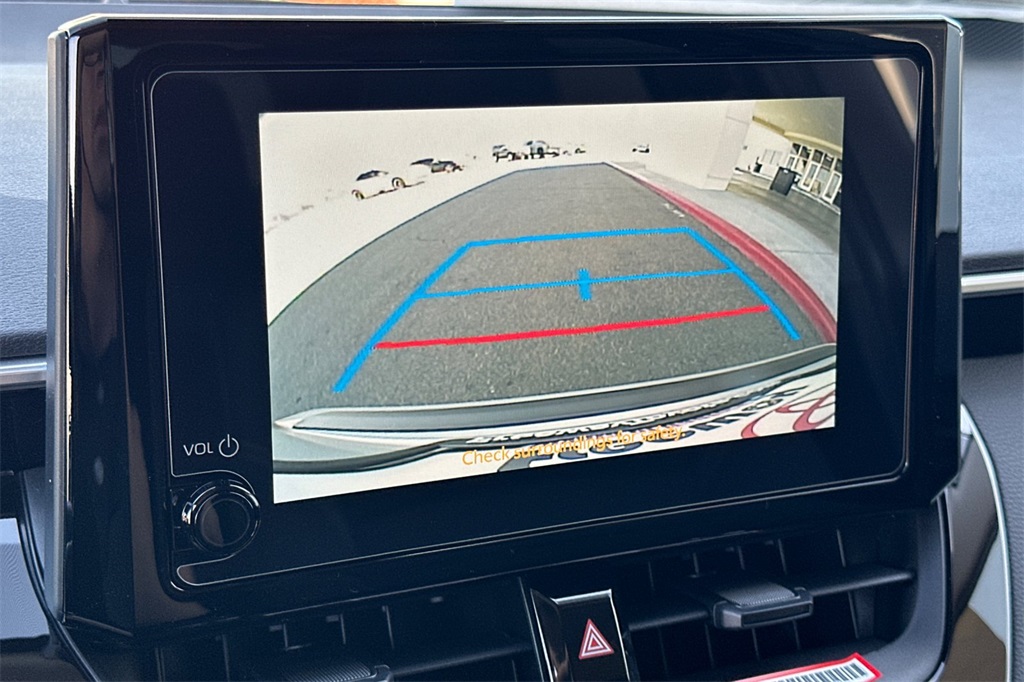 2025 Toyota Corolla LE photo 18