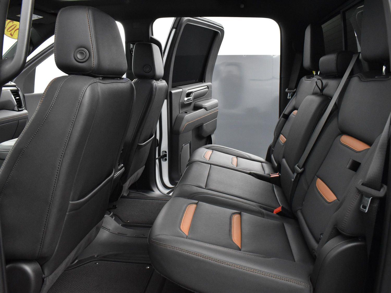 2025 Gmc Sierra HD AT4 photo 32