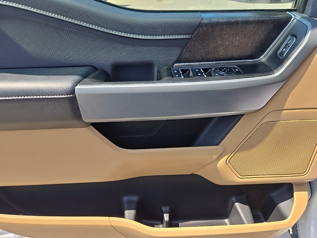 2023 Ford F-150 XLT photo 18