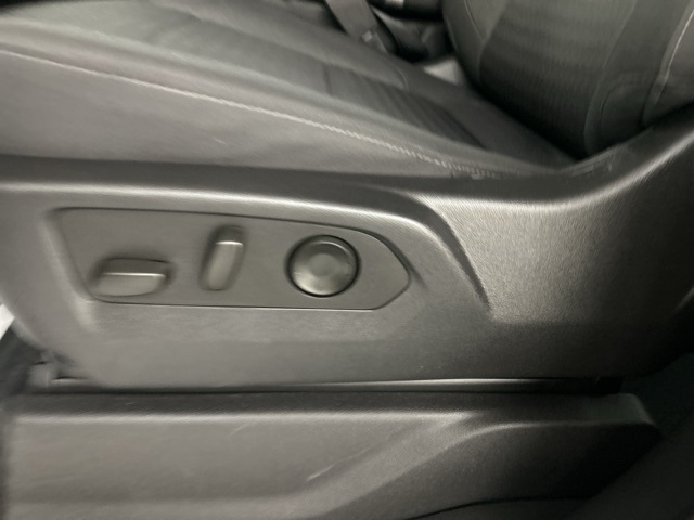 2023 Chevrolet Silverado 1500 Custom photo 9