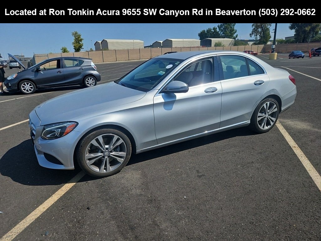 2016 Mercedes Benz C 300 photo 3