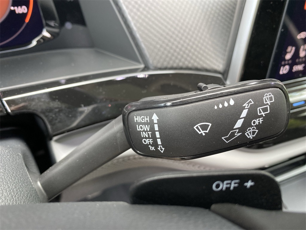 2025 Volkswagen Atlas Peak Edition SE photo 27