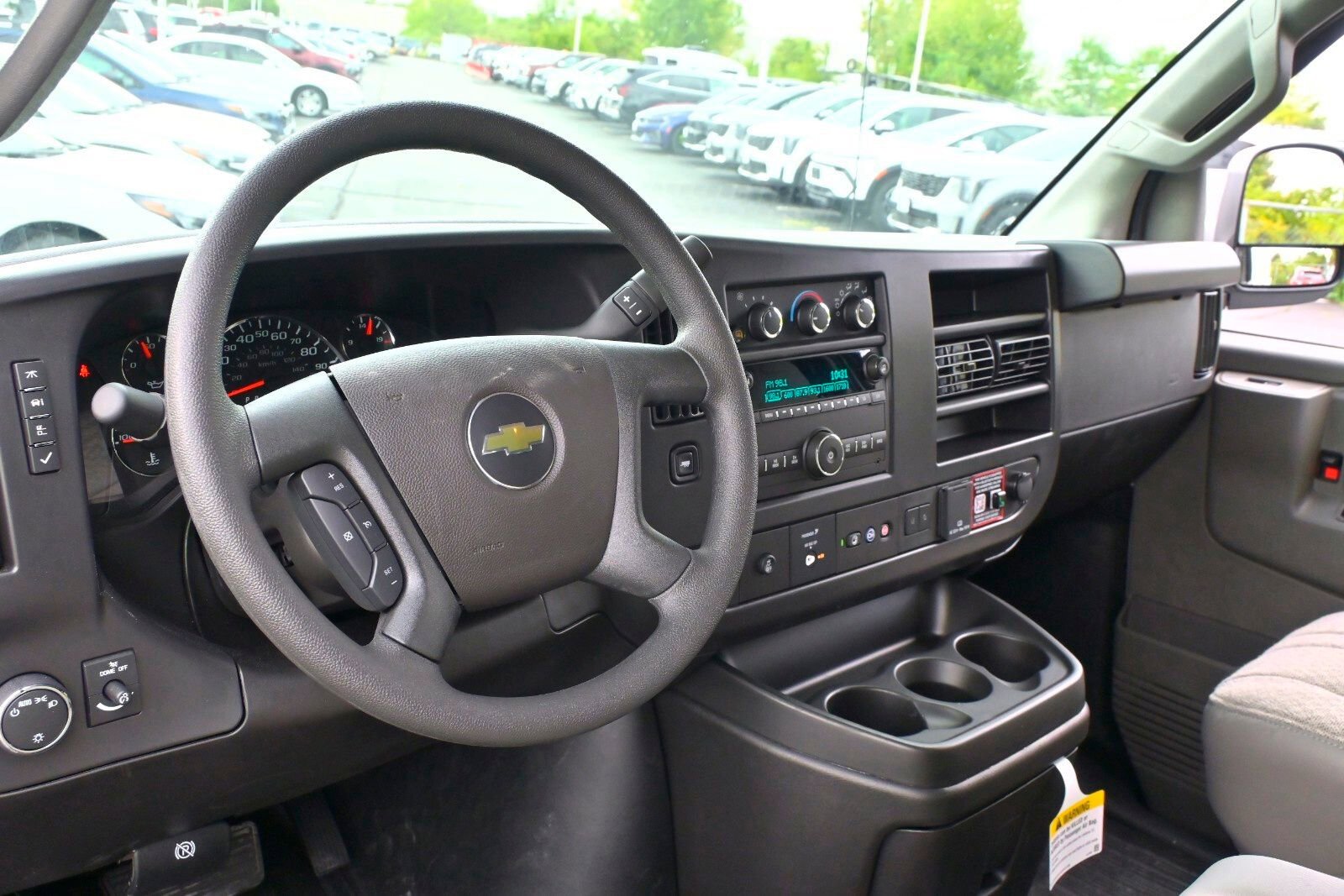 2025 Chevrolet Express Cargo Van Work photo 11