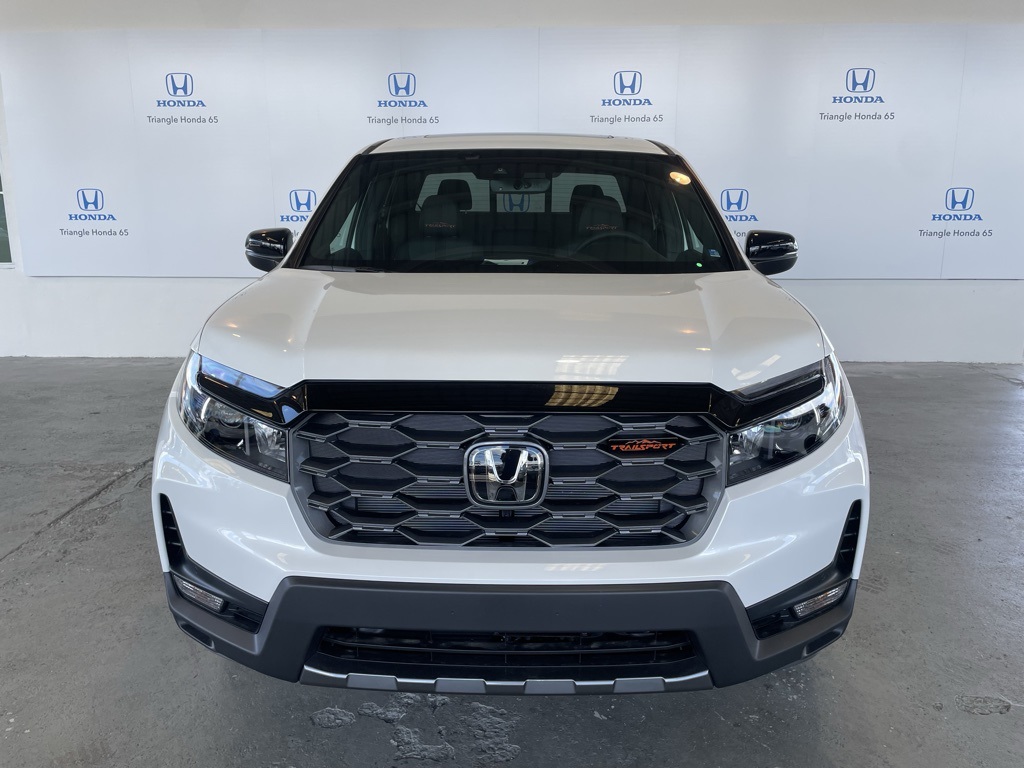 2025 Honda Ridgeline TrailSport photo 2