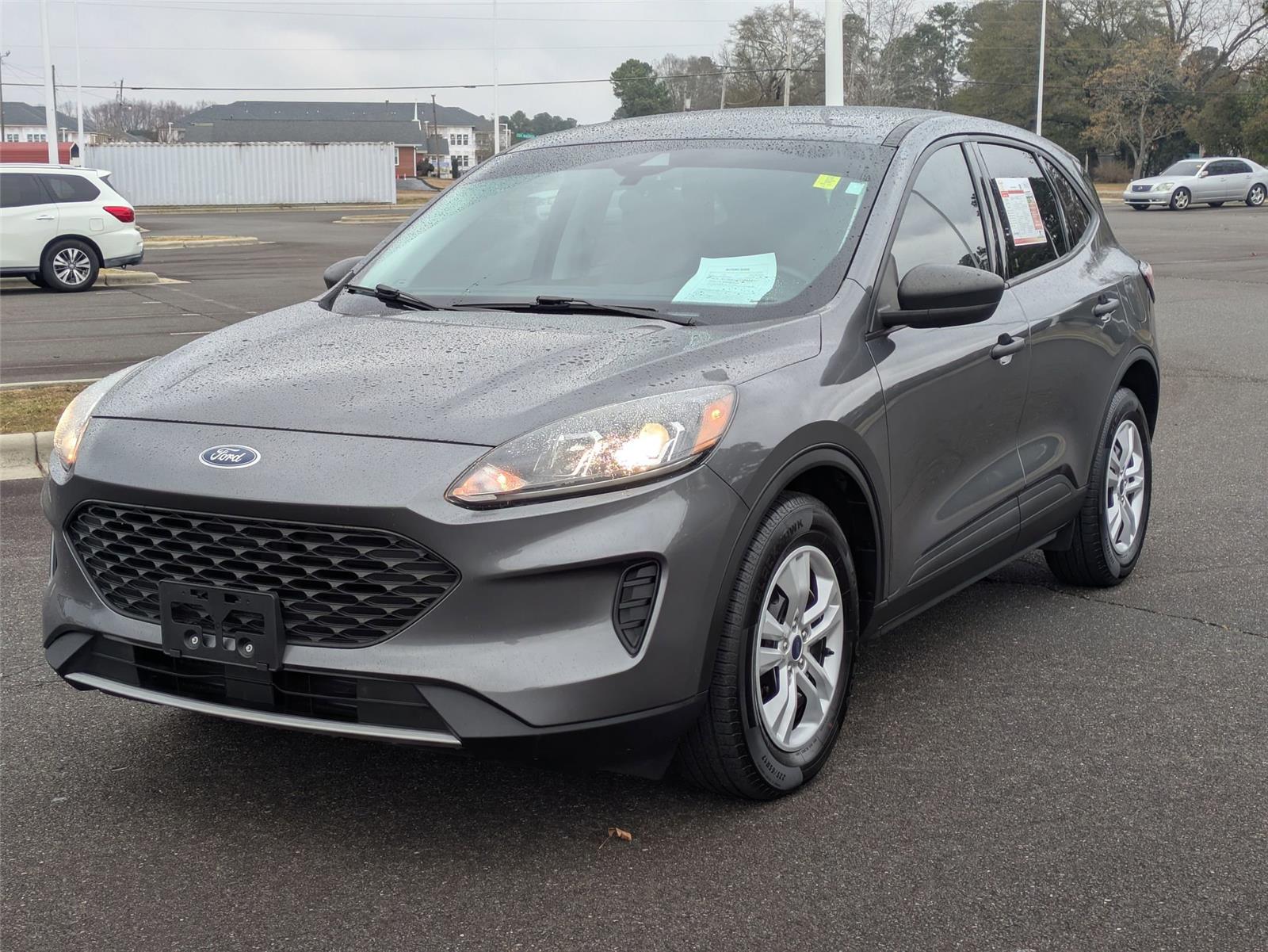 2021 Ford Escape S's photo