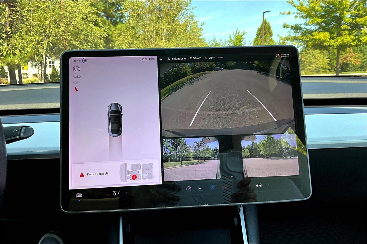 2020 Tesla Model 3 Long Range photo 9