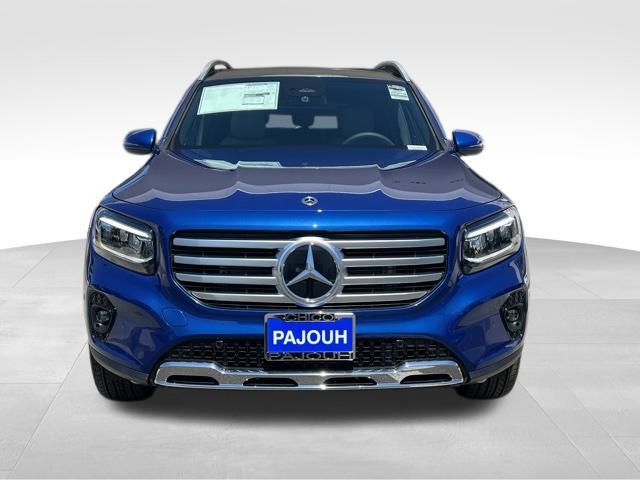 2026 Mercedes Benz GLB 250 4MATIC photo 2