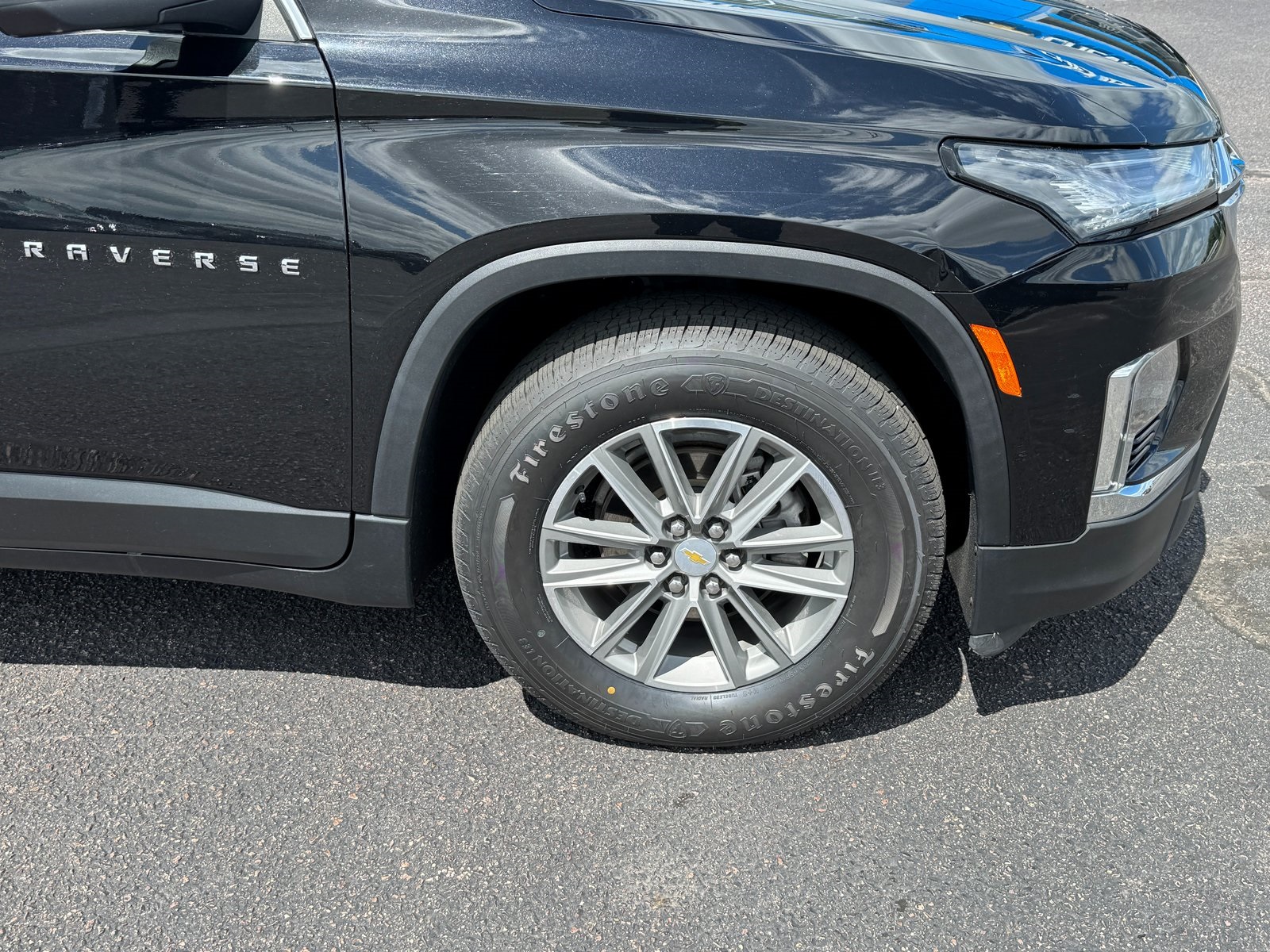 Used 2022 Chevrolet Traverse 1LT with VIN 1GNEVGKW0NJ192384 for sale in Luverne, Minnesota
