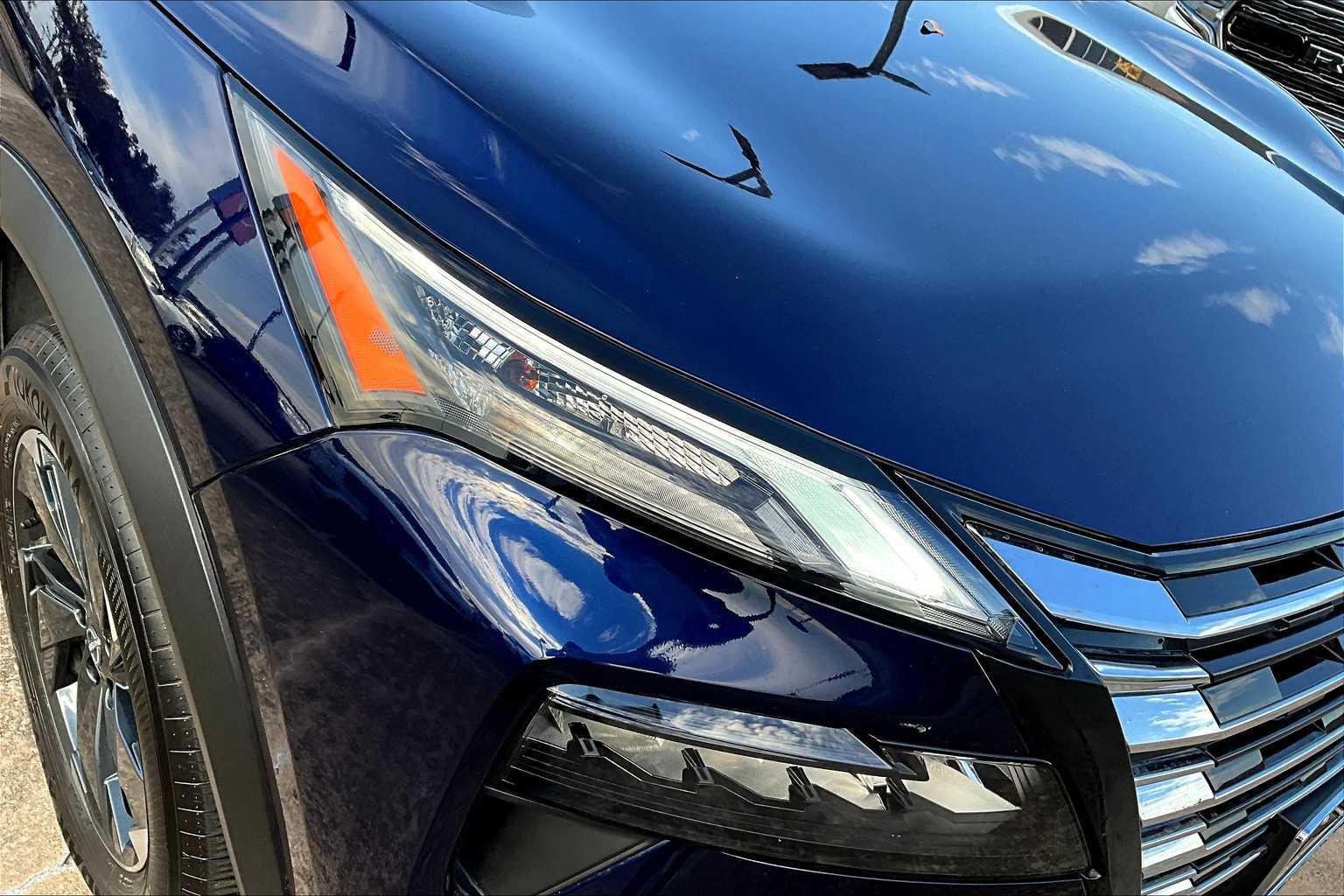 2024 Nissan Rogue SV photo 25