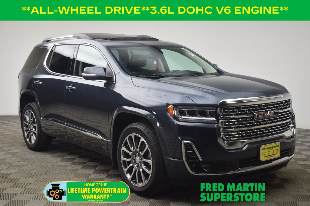 2020 GMC Acadia Denali's photo