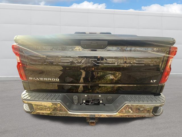 2019 Chevrolet Silverado 1500 LT photo 3