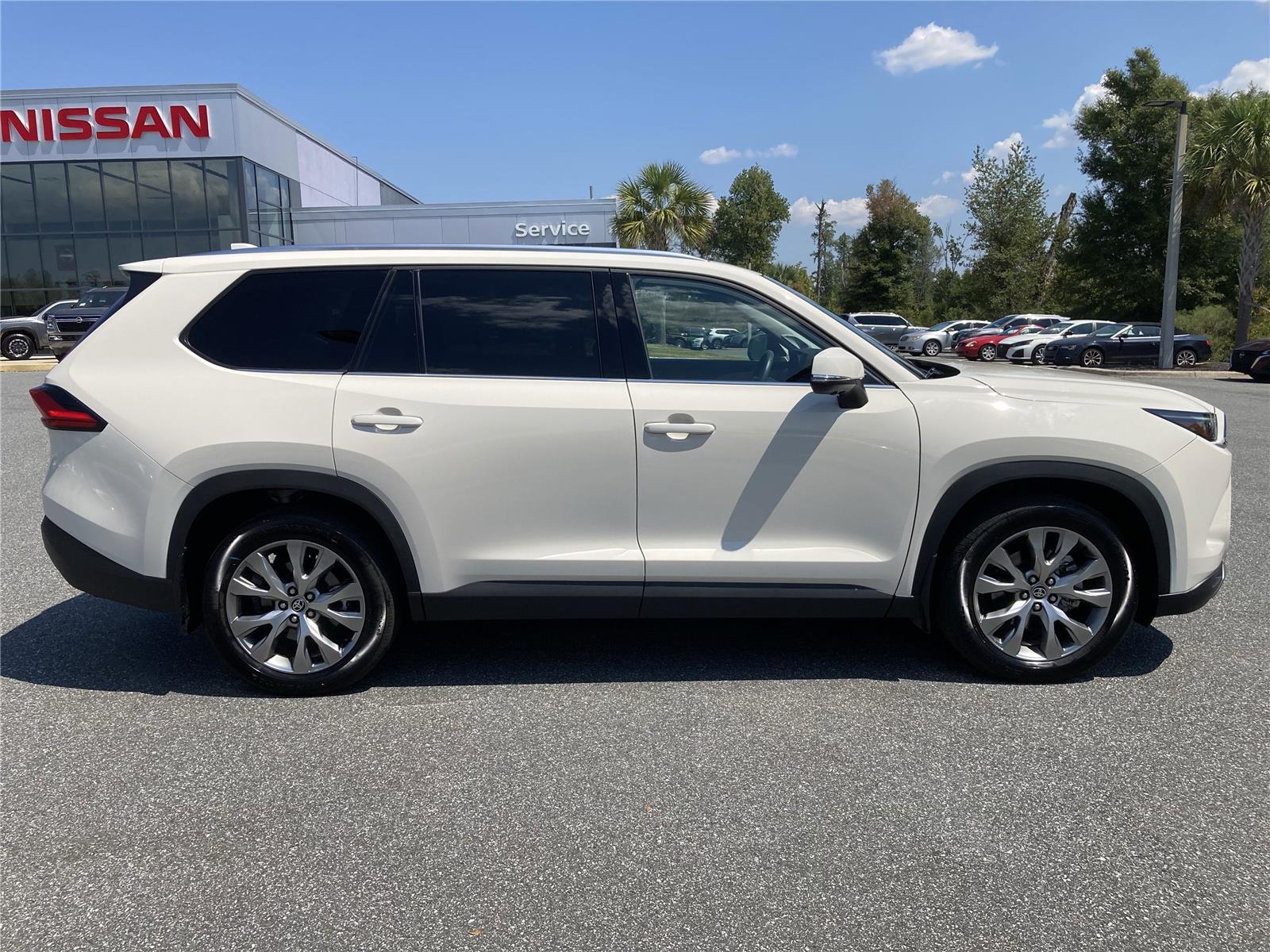 2024 Toyota Grand Highlander Hybrid Limited photo 8