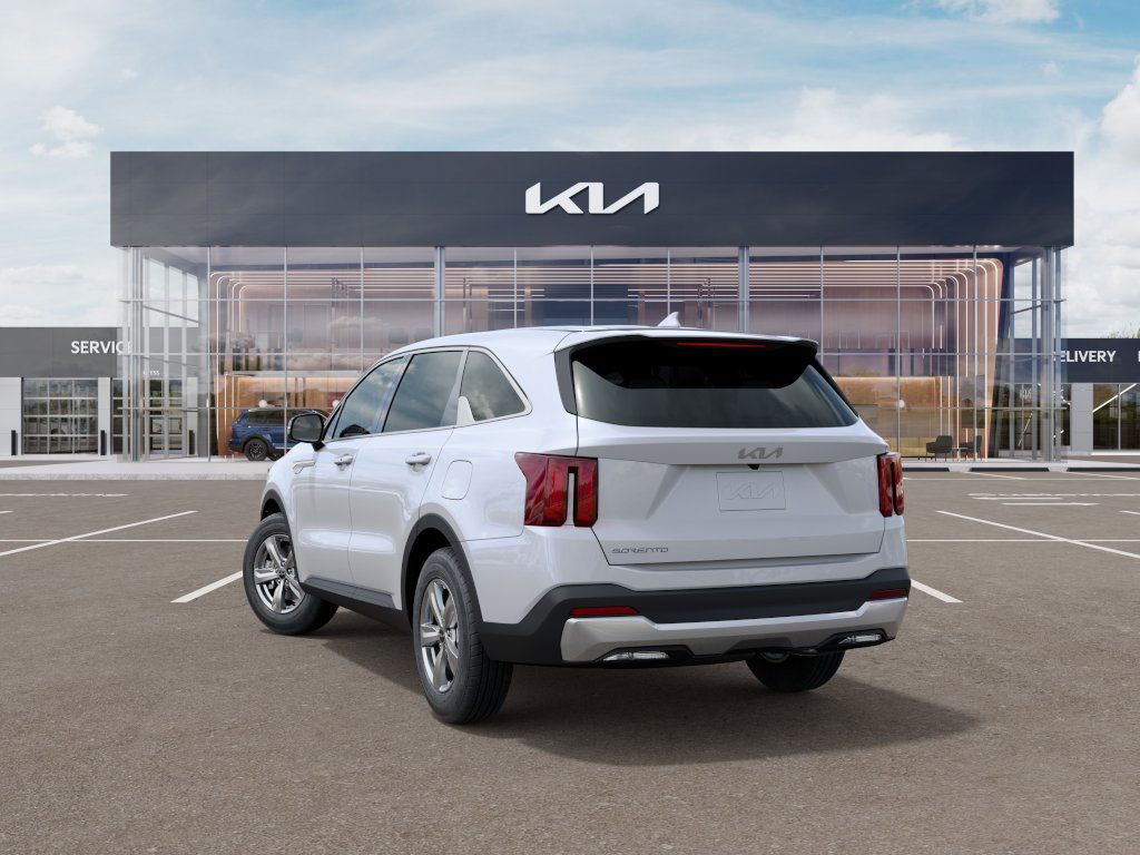 2025 Kia Sorento LX photo 4