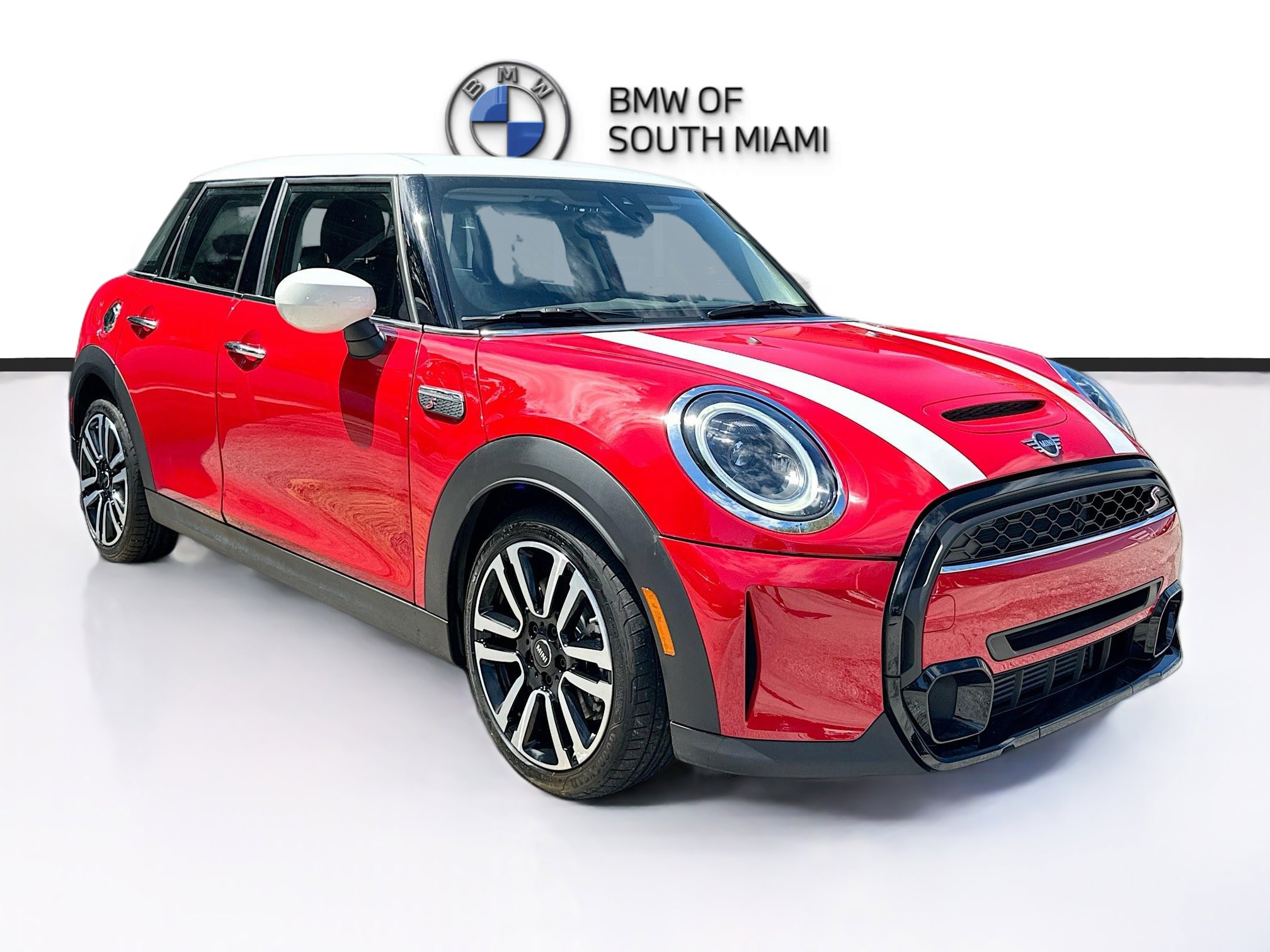 2023 MINI Hardtop 4 Door