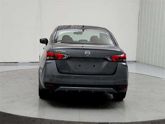 2025 Nissan Versa 1.6 SV photo 5