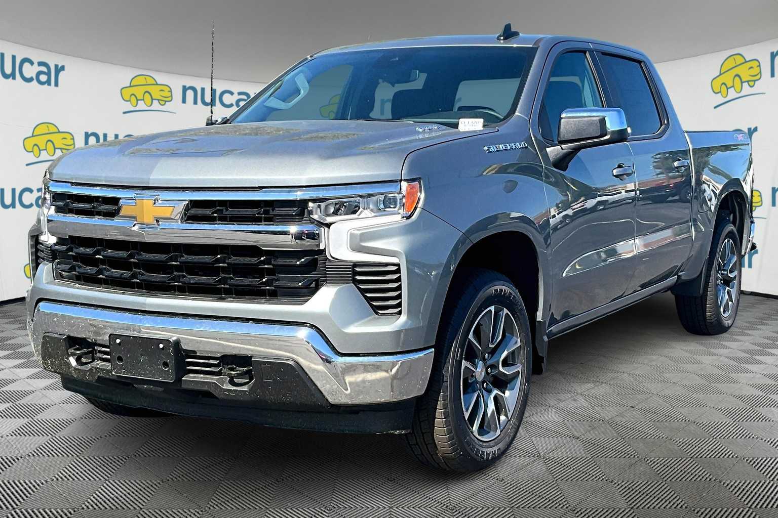 2025 Chevrolet Silverado 1500 LT photo 3