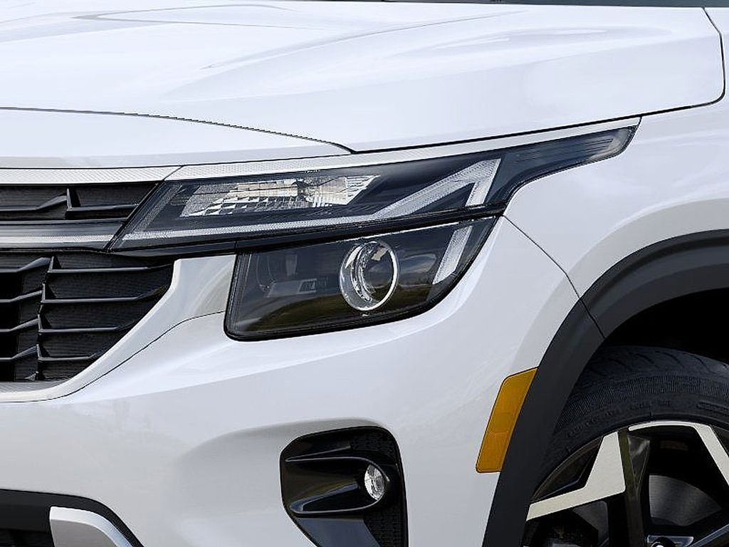 2026 Kia Seltos S photo 9