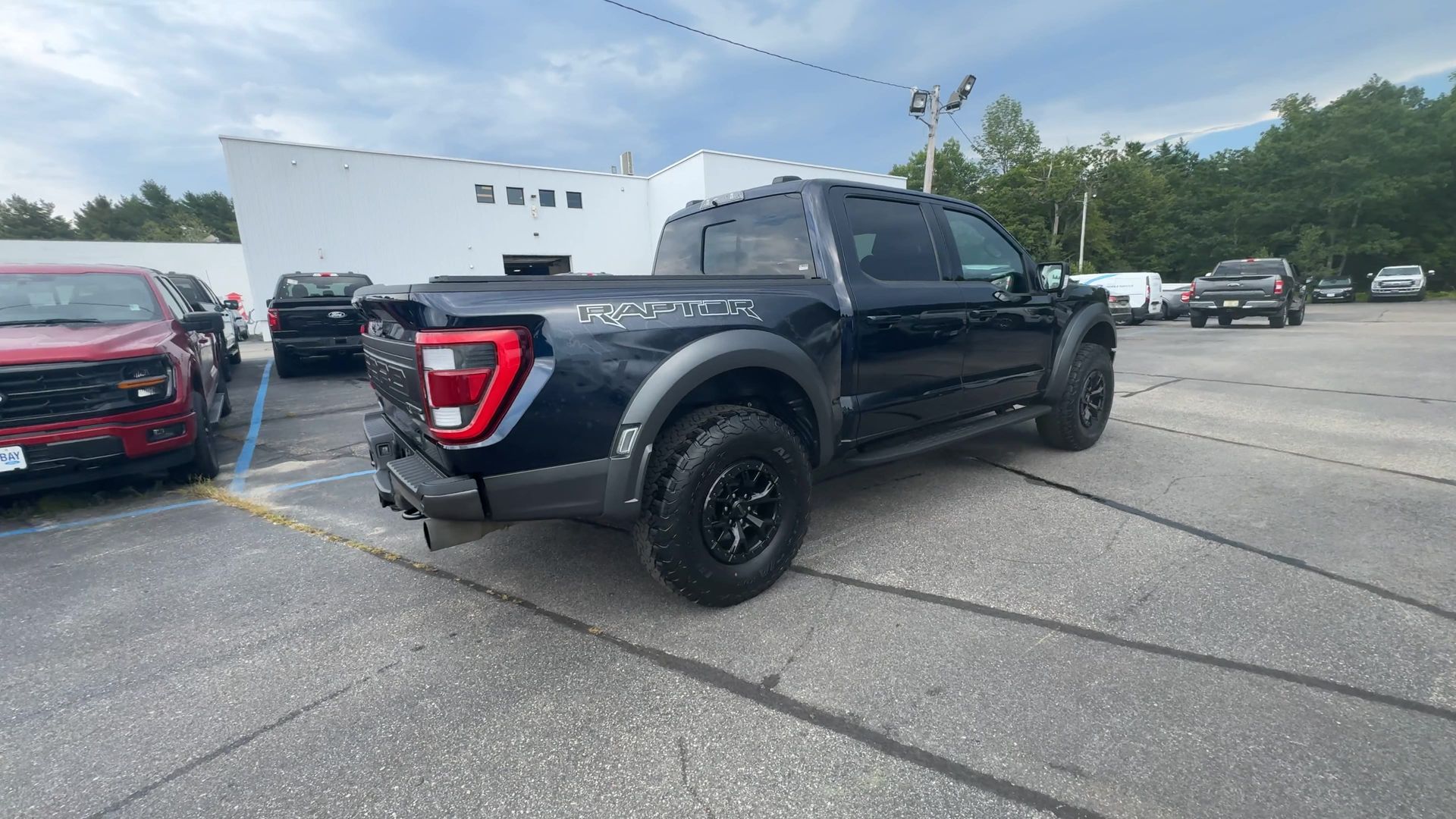 2023 Ford F-150 Raptor photo 19