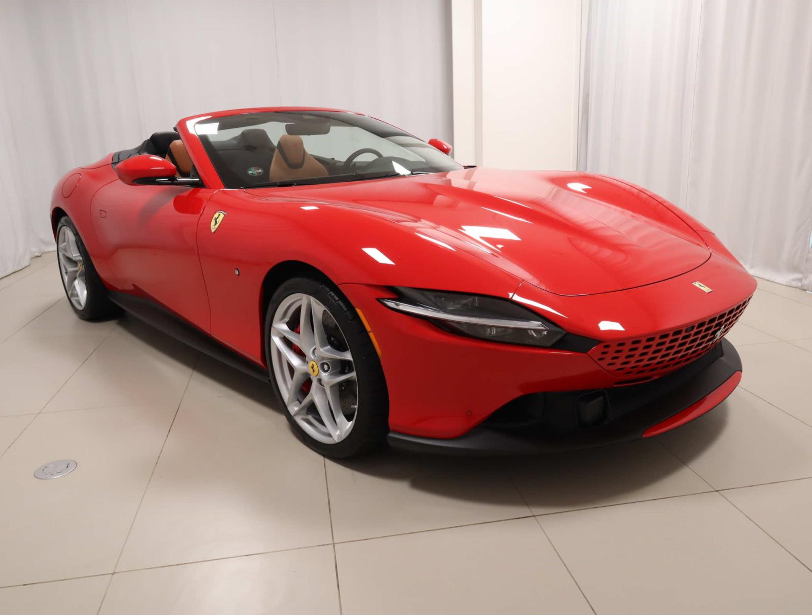 2025 Ferrari Roma Spider photo 6