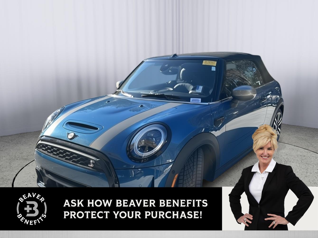 2023 MINI Convertible S's photo
