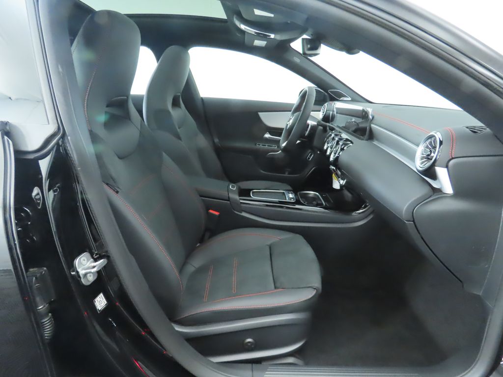 2025 Mercedes Benz CLA 250 photo 20