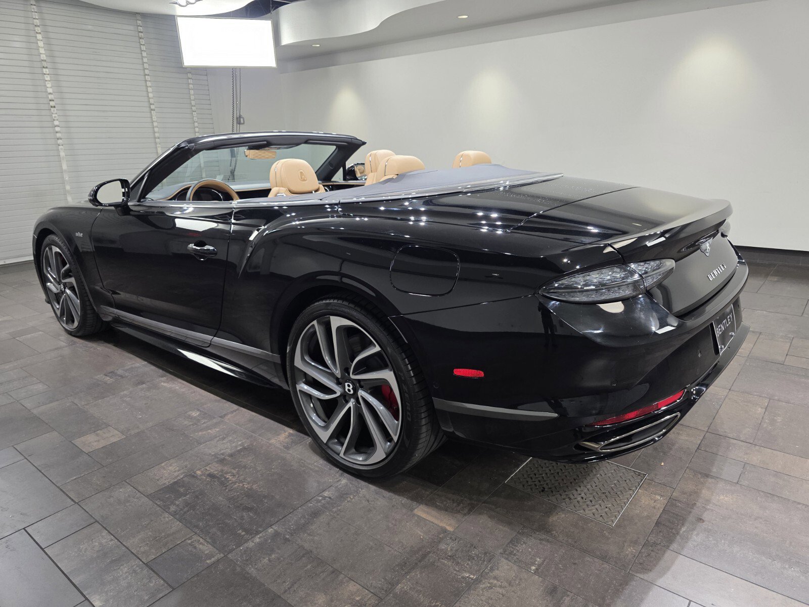 2025 Bentley Continental GT Speed photo 4