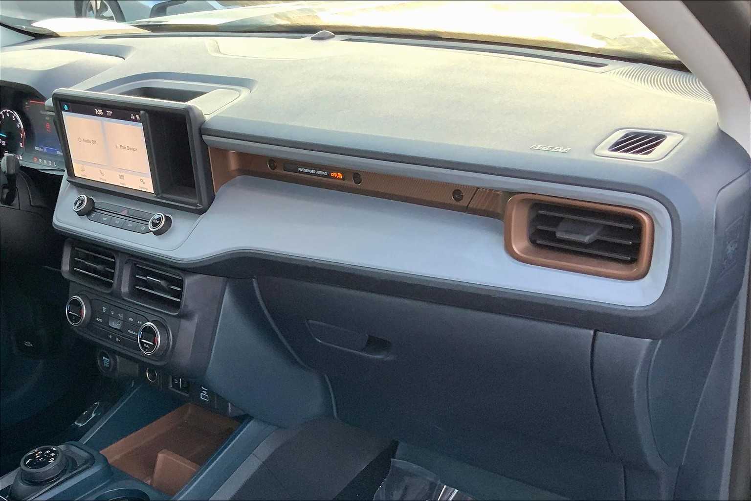 2022 Ford Maverick Lariat photo 17