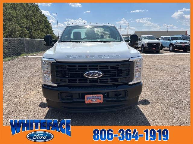 2025 Ford F-350 photo 36