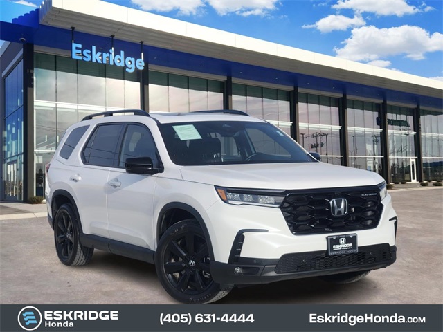 2025 Honda Pilot Black Edition's photo