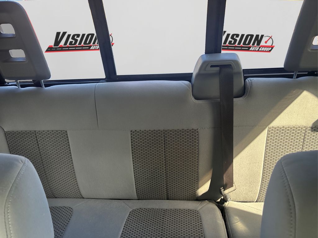 2015 Ford F-250 photo 14