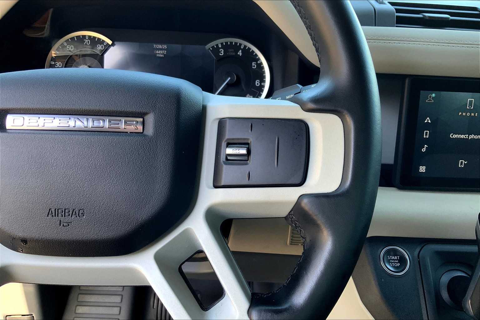 2023 Land Rover Defender X-Dynamic SE photo 43