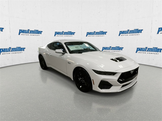 2025 Ford Mustang GT photo 2