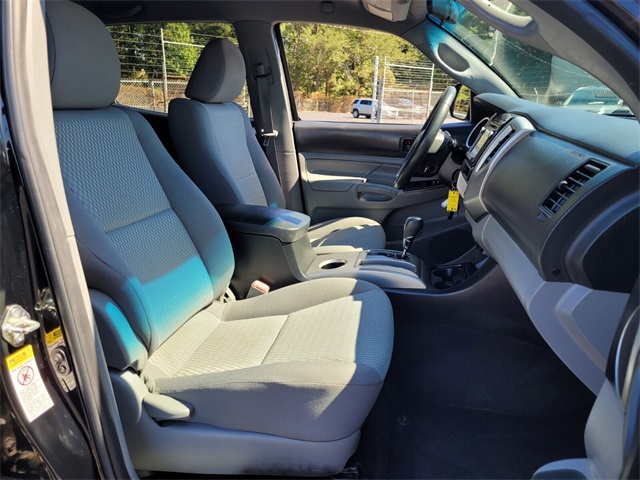 2015 Toyota Tacoma PreRunner V6 photo 13