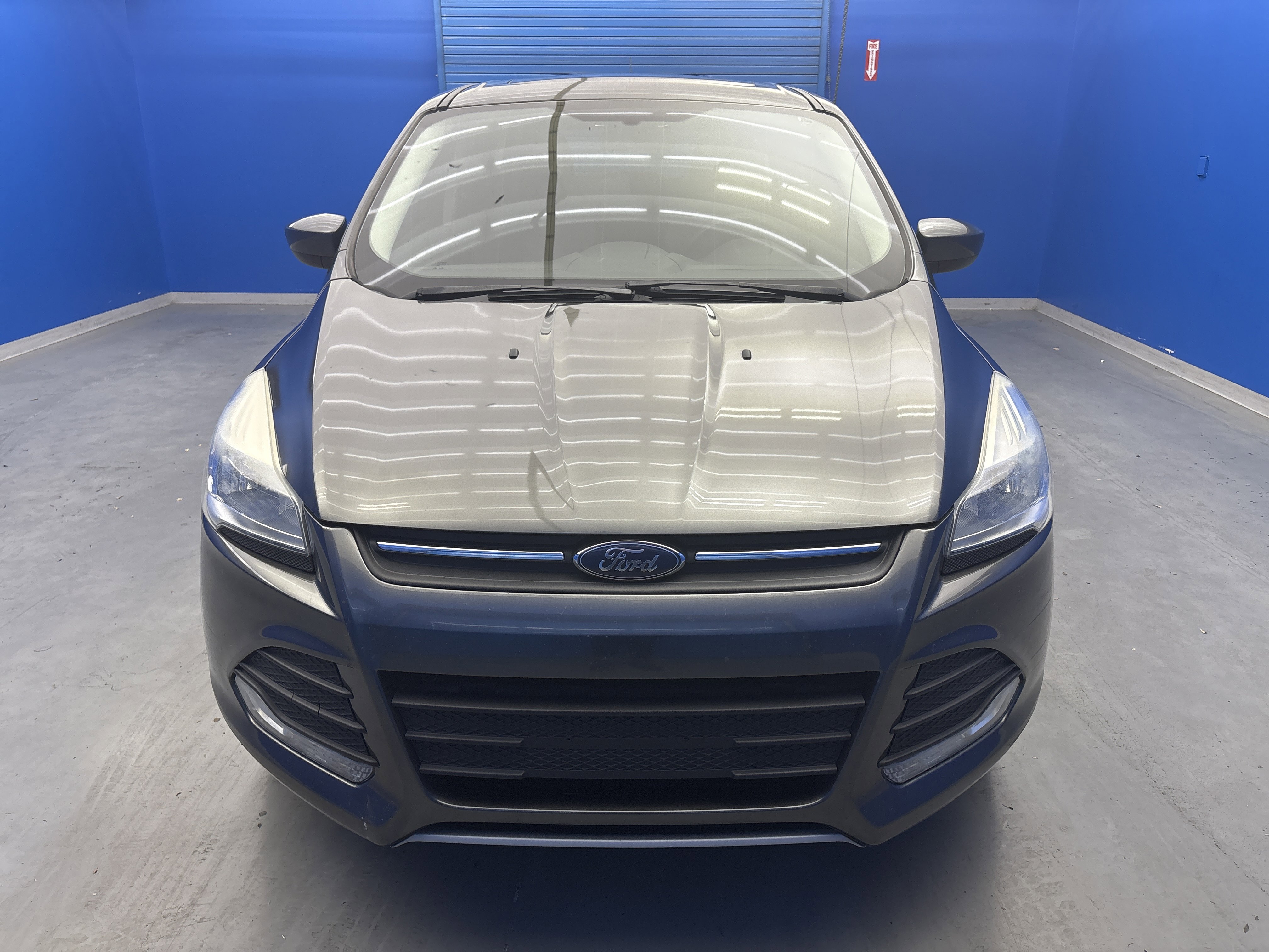 2016 Ford Escape SE photo 2