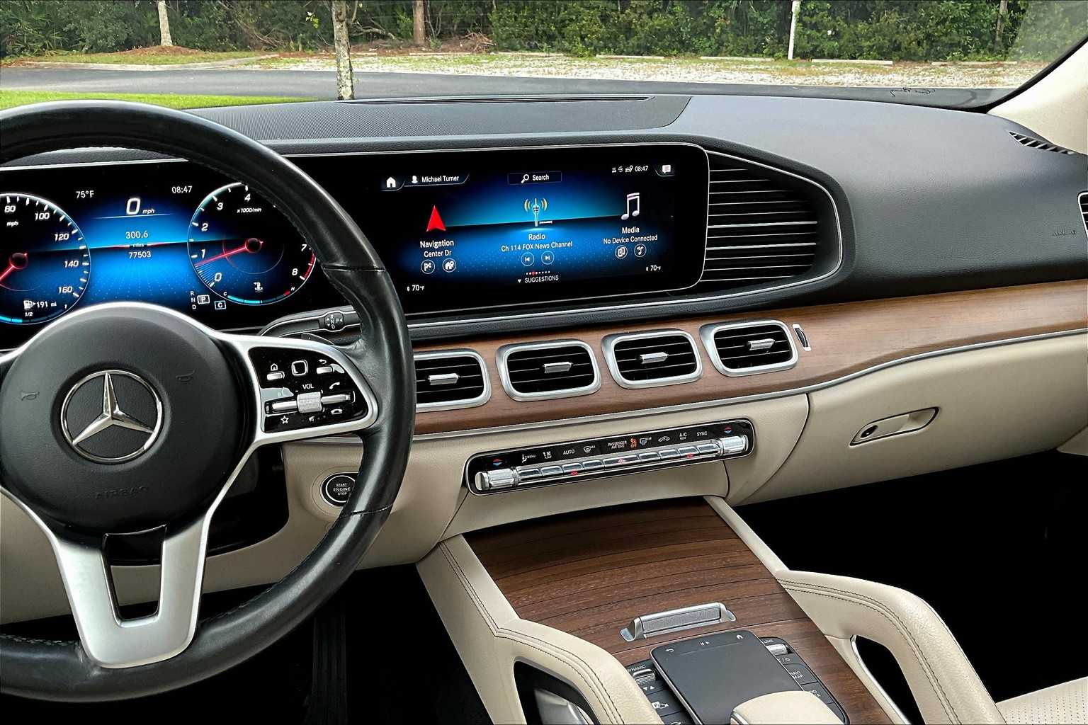 2022 Mercedes Benz GLE 350 4MATIC photo 3
