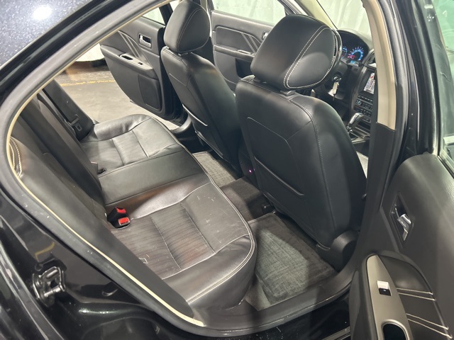 2011 Ford Fusion Sport photo 8