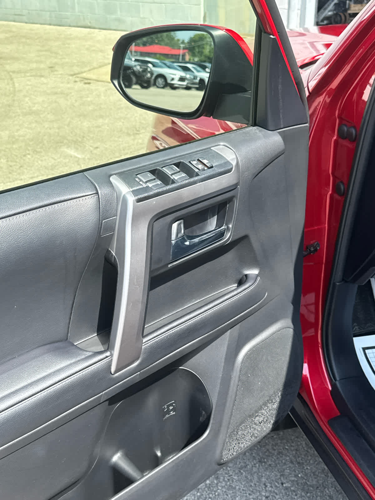 2024 Toyota 4Runner SR5 photo 13