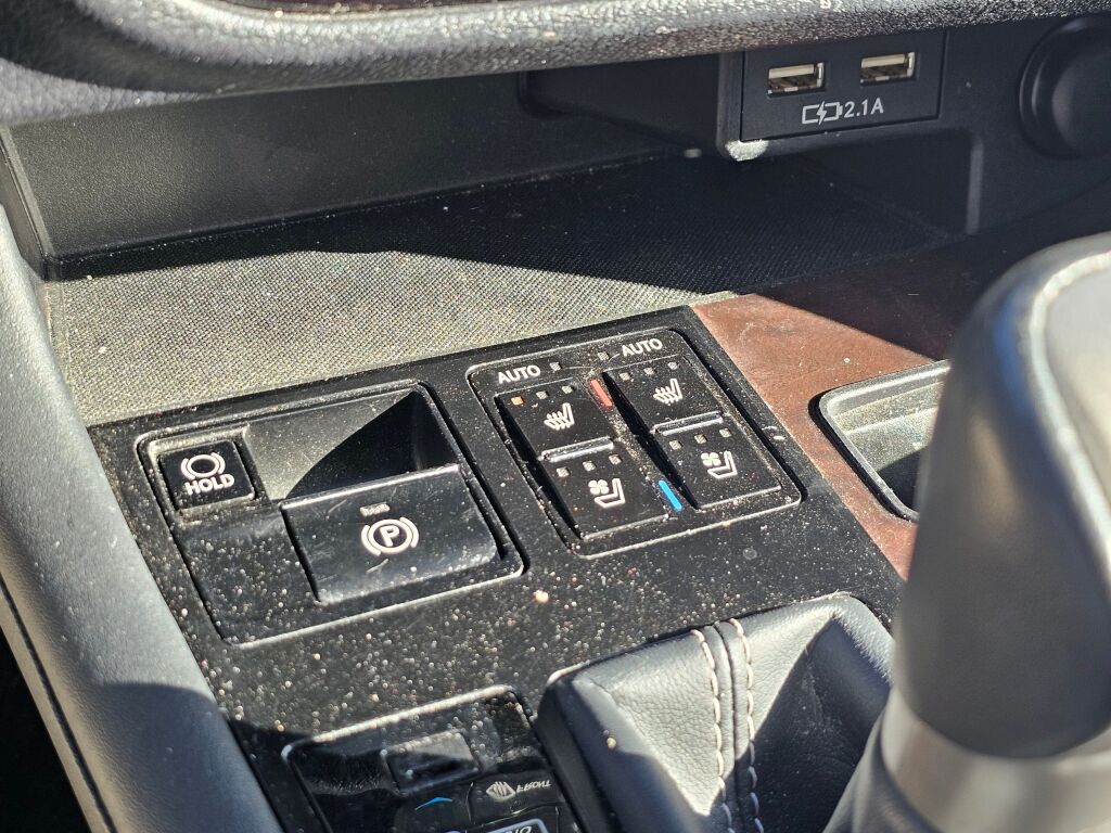 2020 Lexus RX 450h Premium photo 39