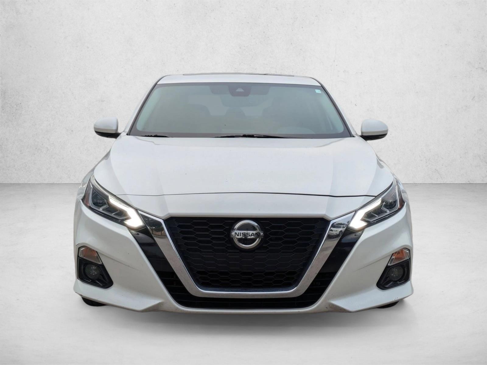 2019 Nissan Altima 2.5 SV photo 2