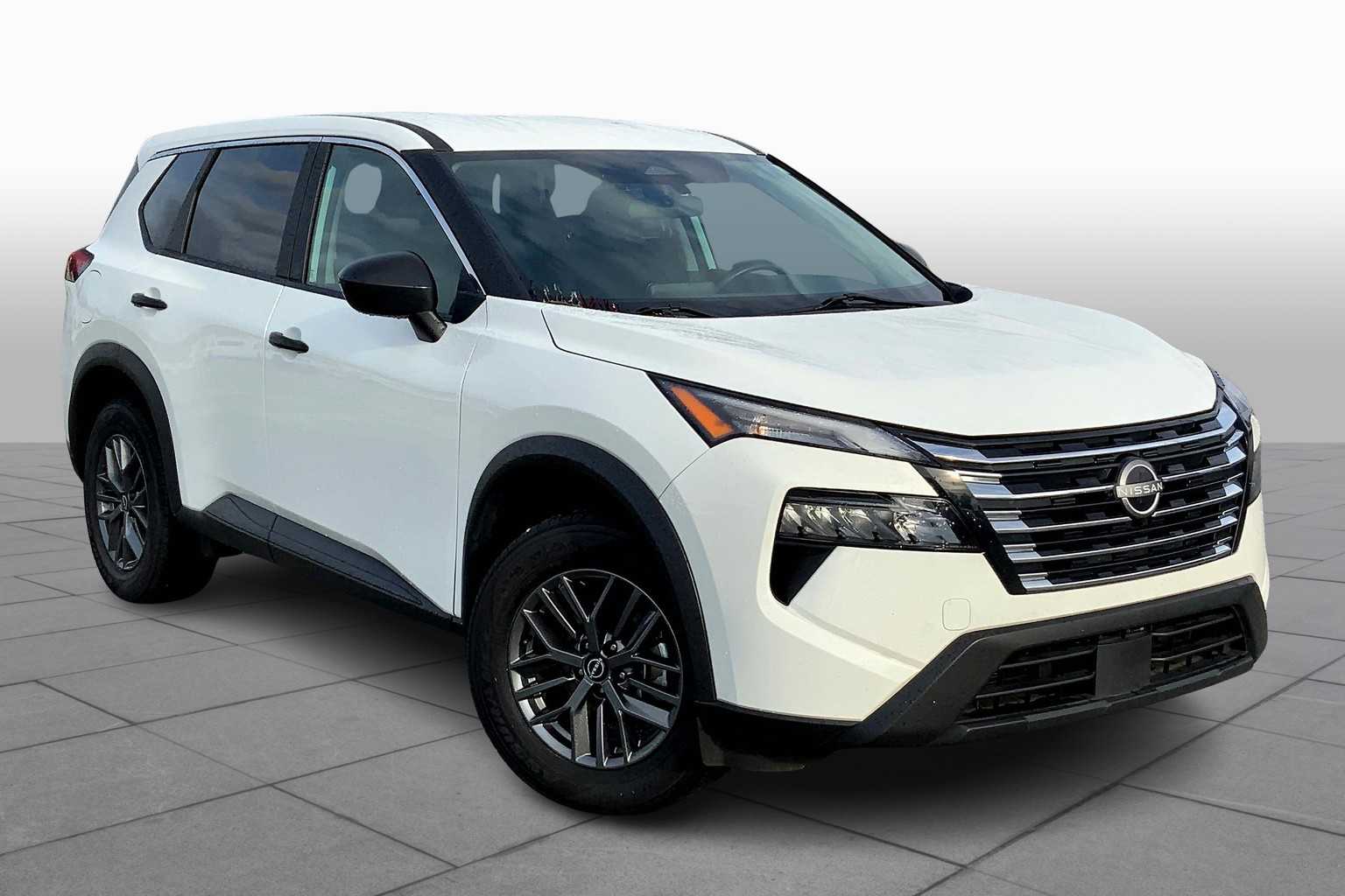 2024 Nissan Rogue S photo 2