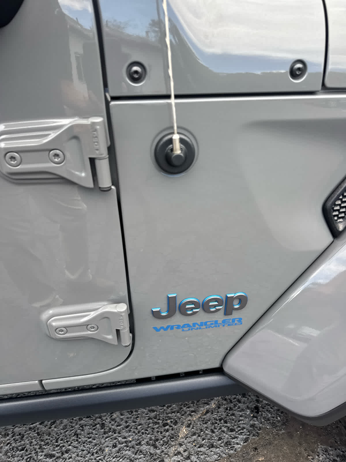 2022 Jeep Wrangler 4xe Unlimited Rubicon photo 25