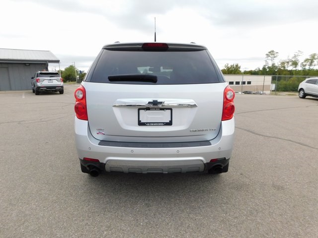 2011 Chevrolet Equinox LTZ photo 3