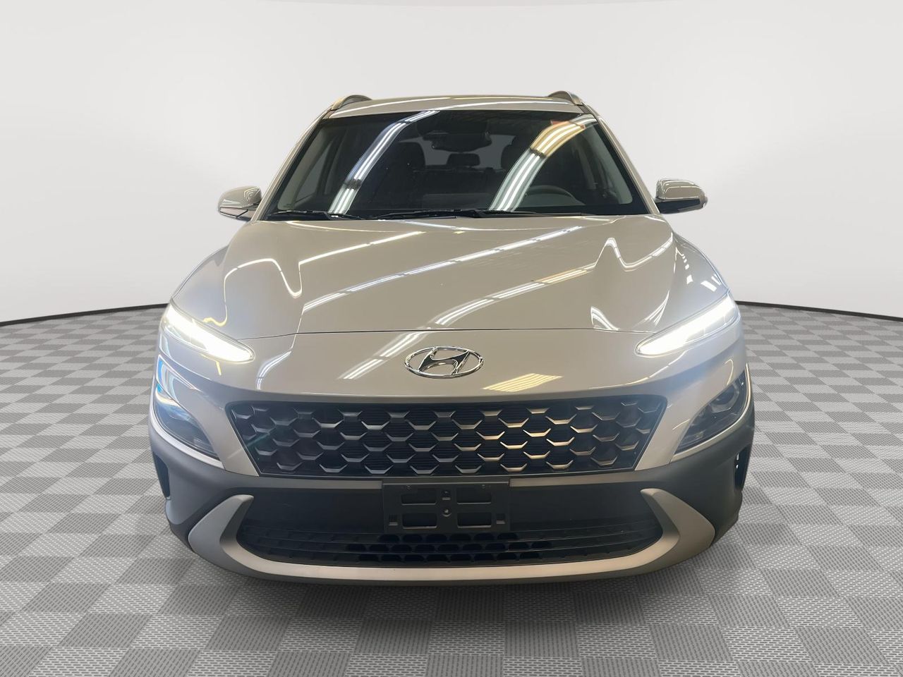2023 Hyundai Kona SEL photo 2