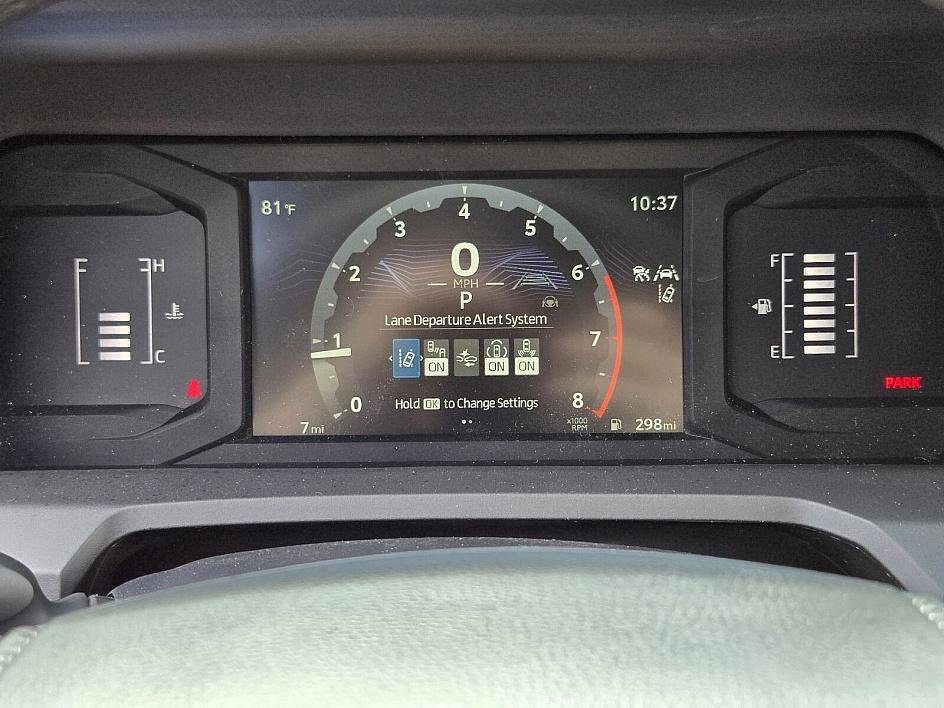 2025 Toyota Tacoma SR5 photo 28