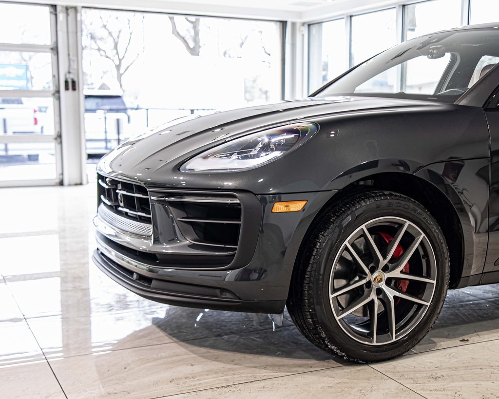 2023 PORSCHE MACAN - Image 4