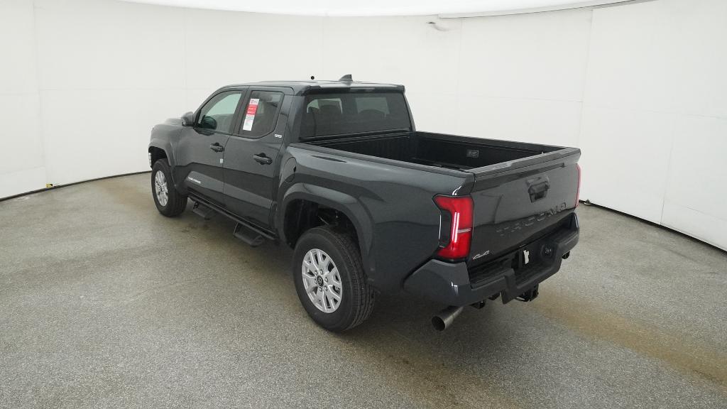 2025 Toyota Tacoma SR5 4x4 Double Cab photo 13