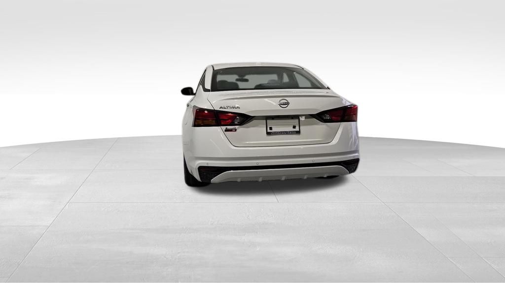 2025 Nissan Altima 2.5 S photo 4