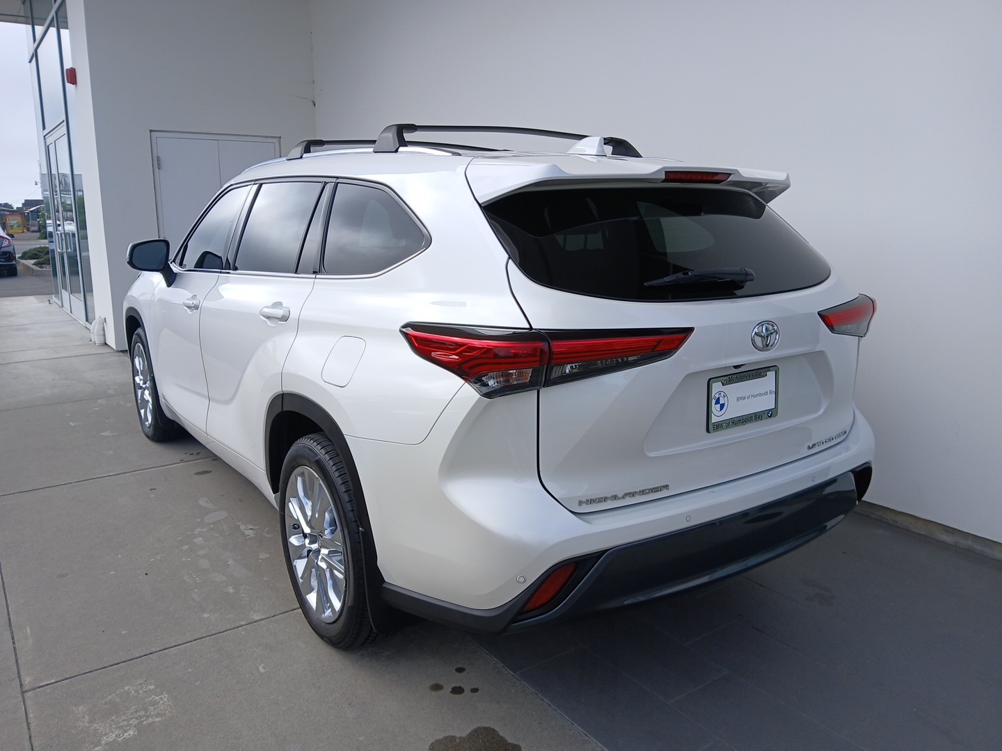 2020 Toyota Highlander Limited photo 3
