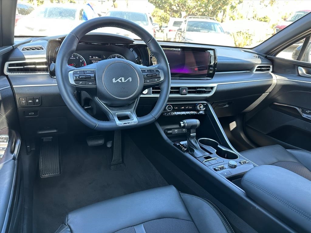 2024 Kia K5 GT-Line photo 12